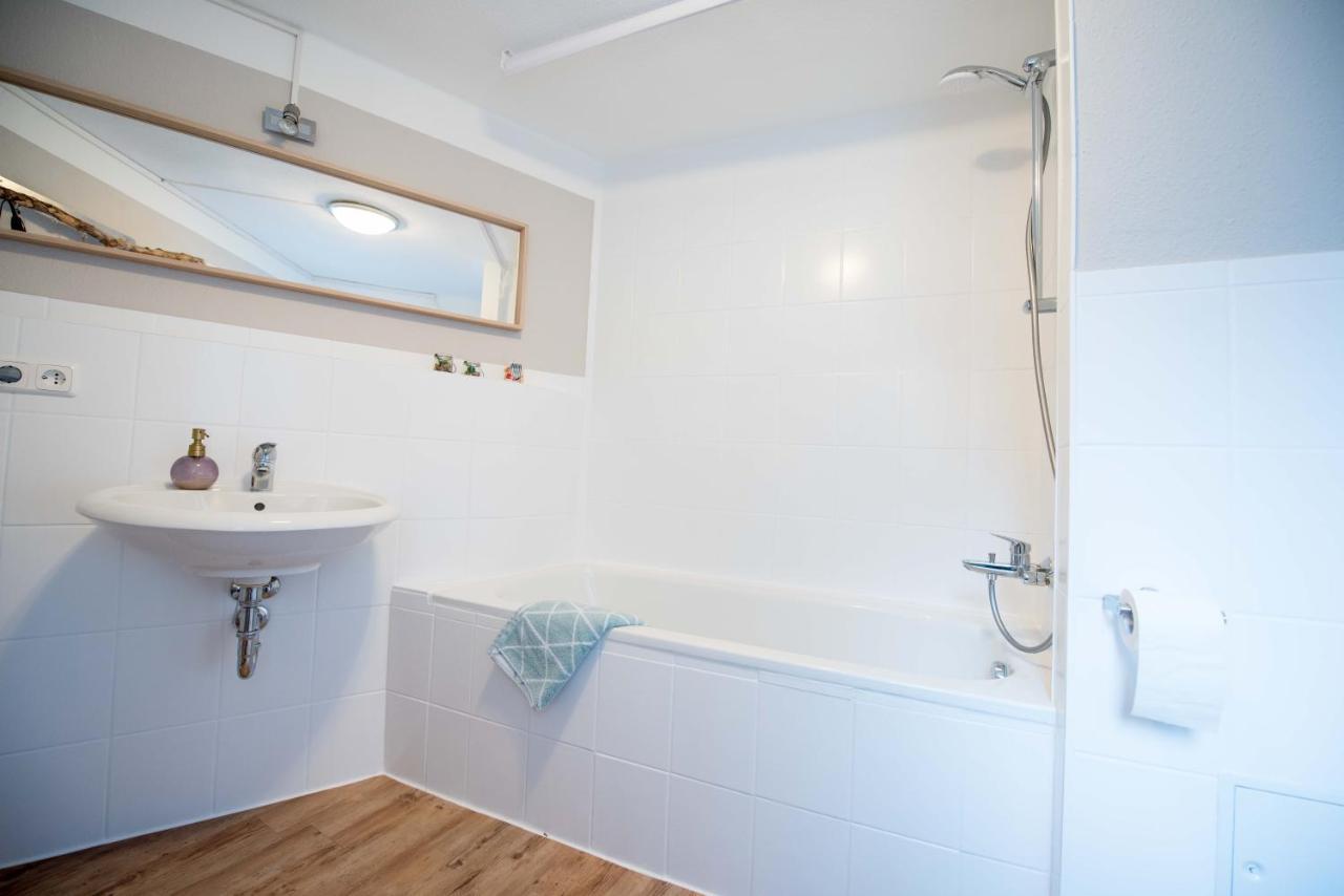 Stilvolle Ferienwohnung Am Historischen Nikolaitor アイゼナハ エクステリア 写真